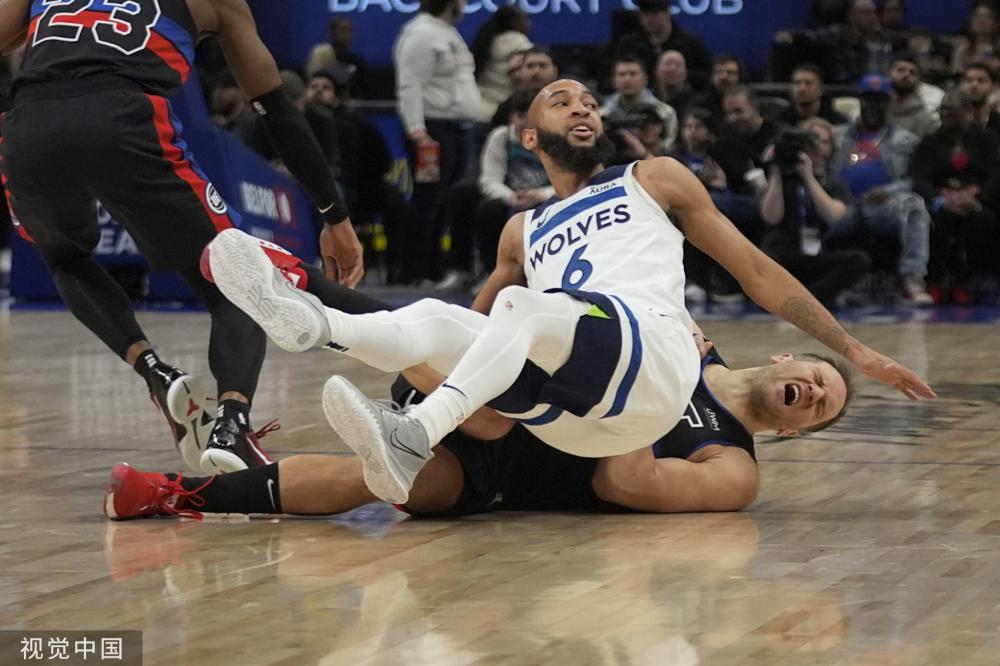 甲最年轻首 甲最年轻首